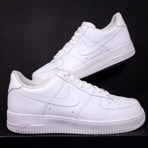 Nike Air Force 1 07 Triple White 12.5M